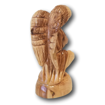Kneeling Angel praying. Available in Two sizes