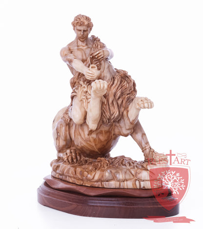 Samson on the lion, Size: 8.5" 5.5" 10" / 26CM