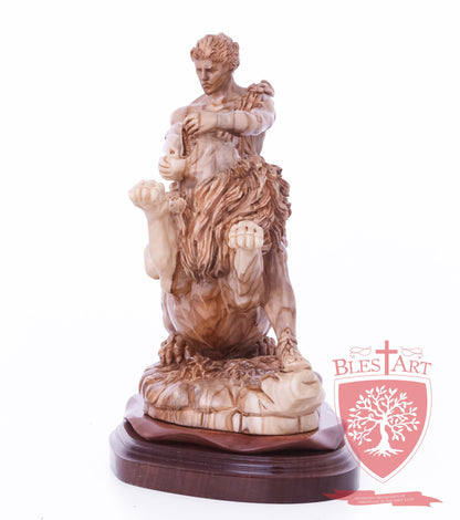 Samson on the lion, Size: 8.5" 5.5" 10" / 26CM