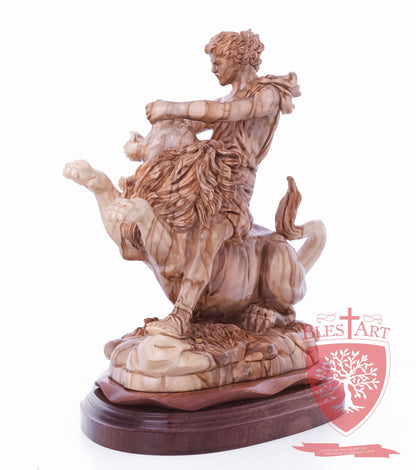 Samson on the lion, Size: 8.5" 5.5" 10" / 26CM
