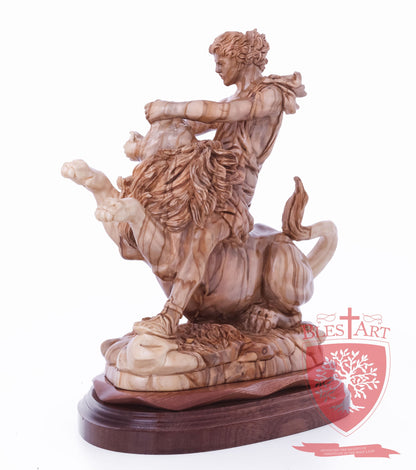 Samson on the lion, Size: 8.5" 5.5" 10" / 26CM