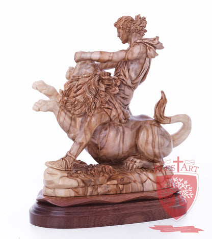 Samson on the lion, Size: 8.5" 5.5" 10" / 26CM