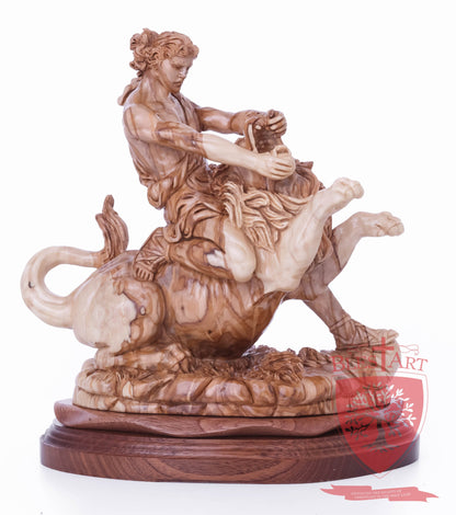 Samson on the lion, Size: 8.5" 5.5" 10" / 26CM